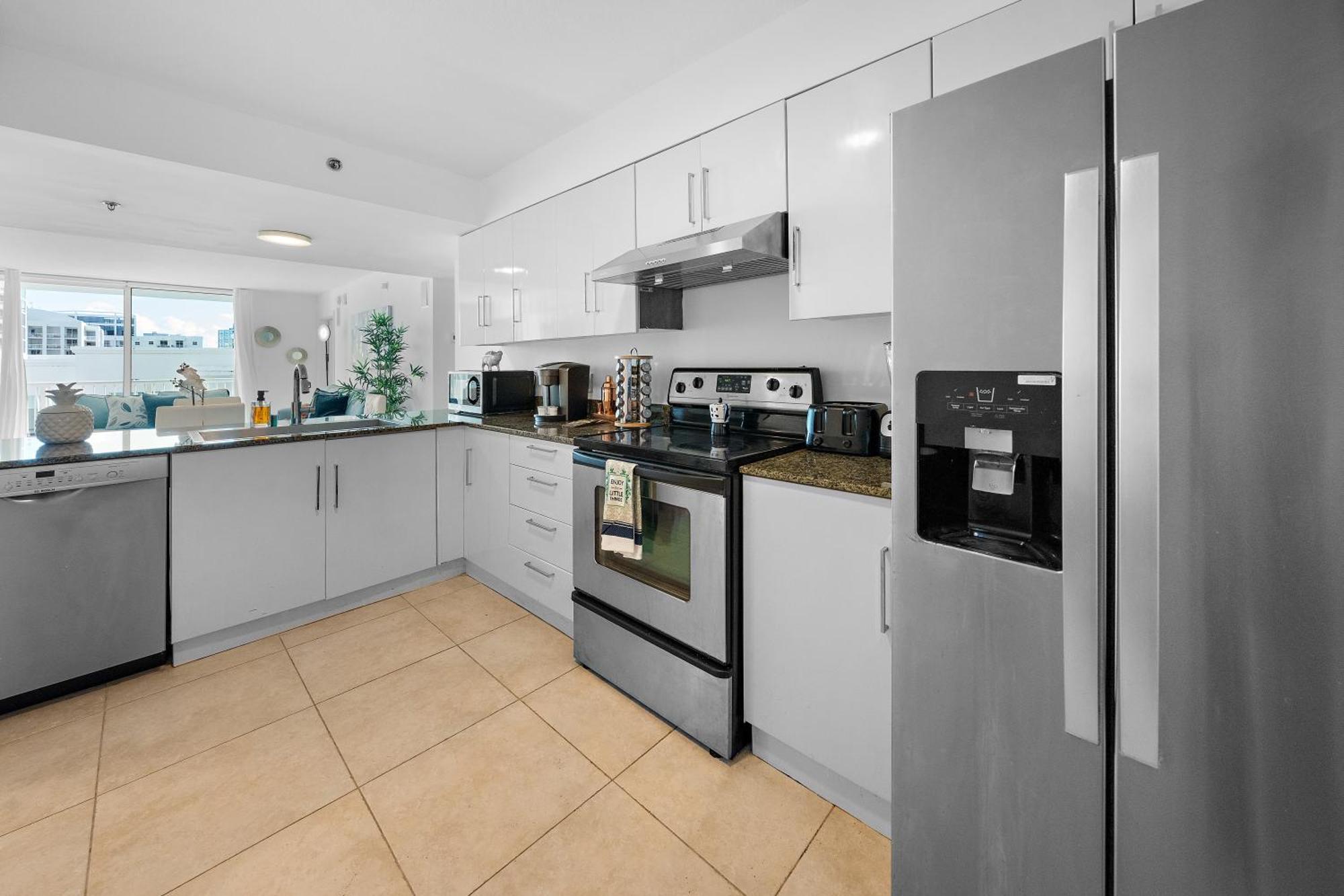 Stylish 2br With Skyline Views, Free Parking, Sleeps 8 Apartamento *